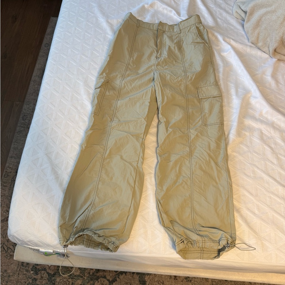 Love Tree Women's Light Tan Cargo Pants
